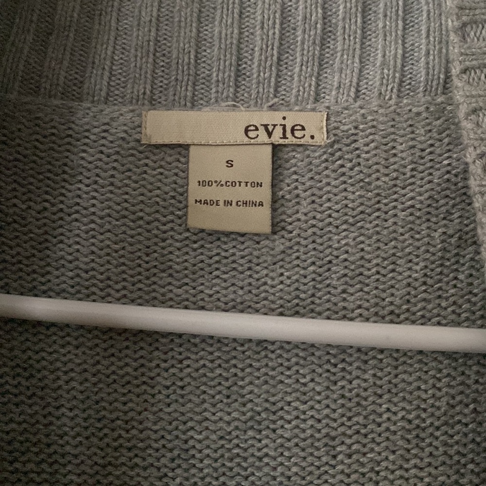Gray Cardigan - Picture 3 of 3